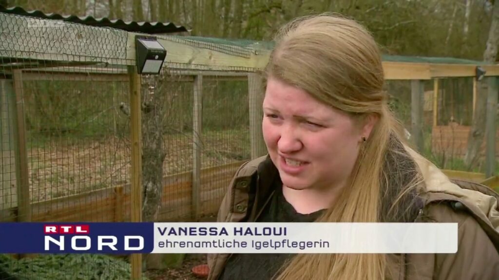 RTL Nord beim Tierarzt-Looki-Vanessa-Haloui
